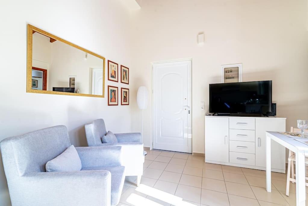 Cozy Apartment In The Heart Of City Center Heraklion  Exterior photo